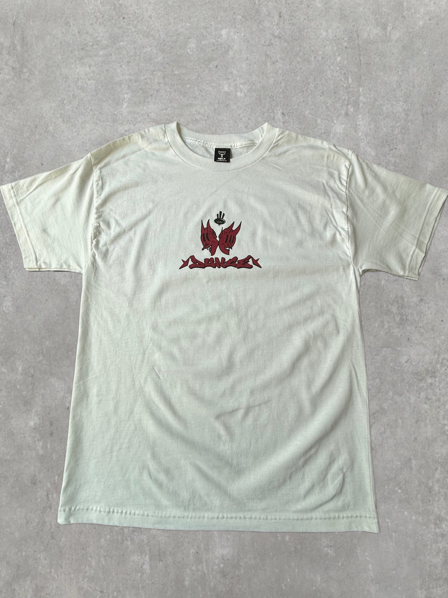 White tee full